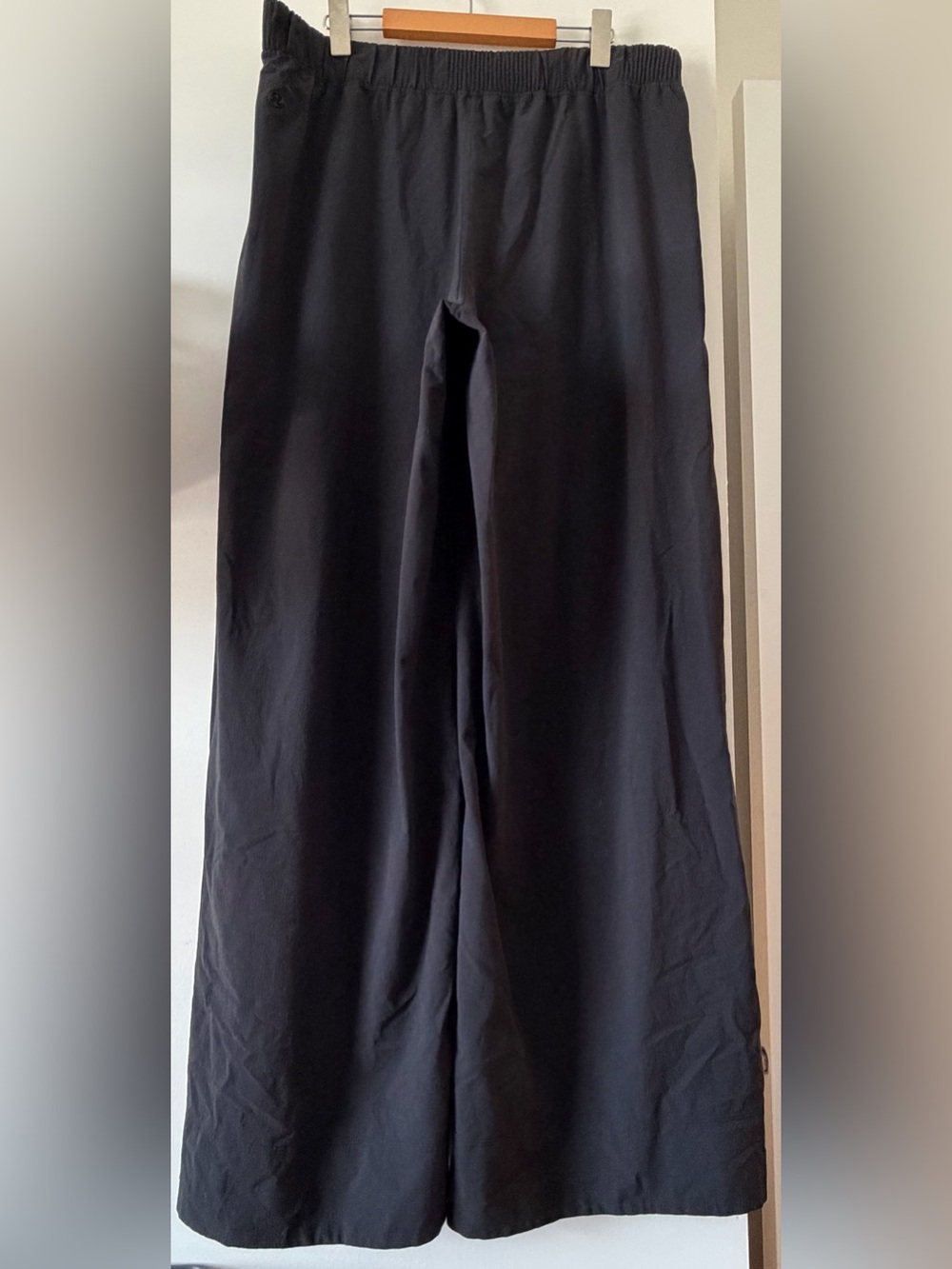 LULULEMON STRETCH WOVEN WIDE LEG HIGH RISE PANT SIZE XL BLACK - Picture 9 of 10